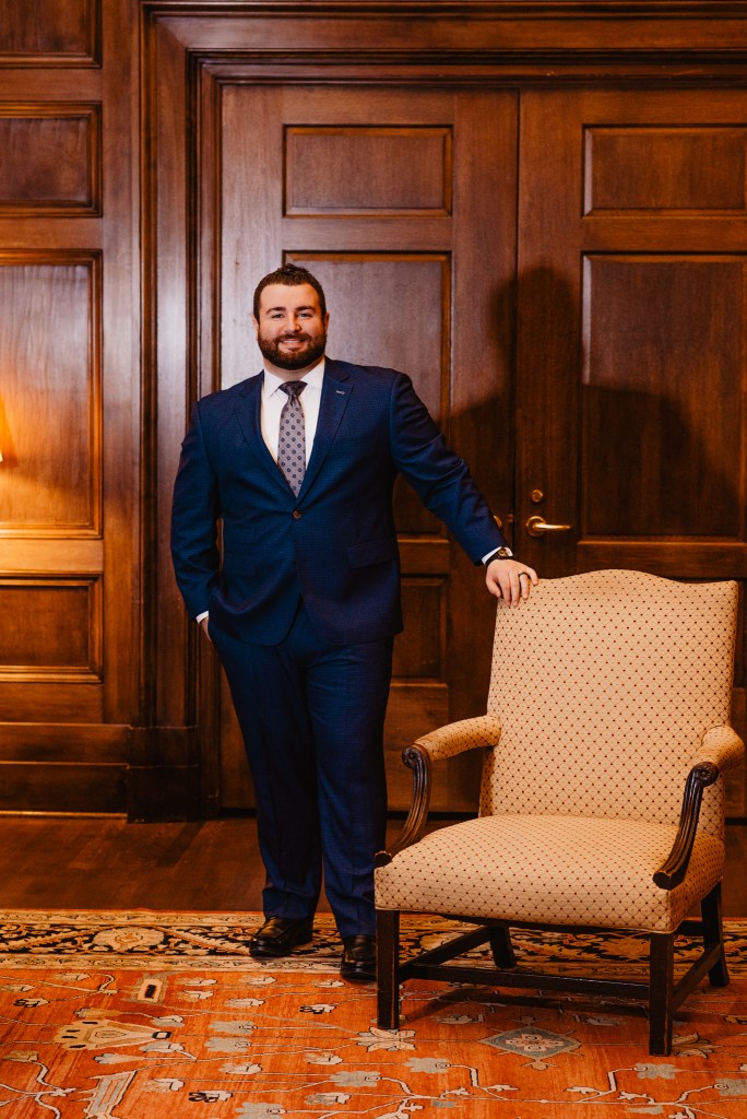 professional lawyer headshots at the union club in cleveland
